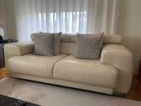 Sofá em pele branco-pérola – Excelente estado! Design moderno