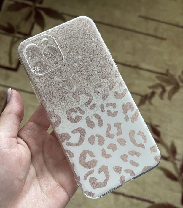 Чохол на iPhone 11 pro новий