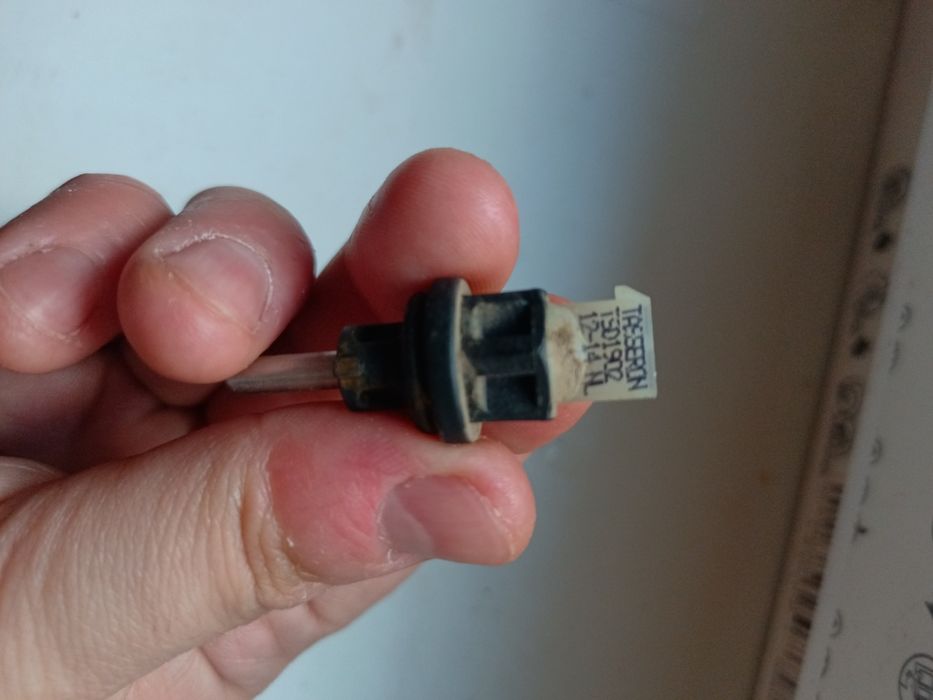Продам датчик температуры теплообменника котла Shaffoteaux/Ariston