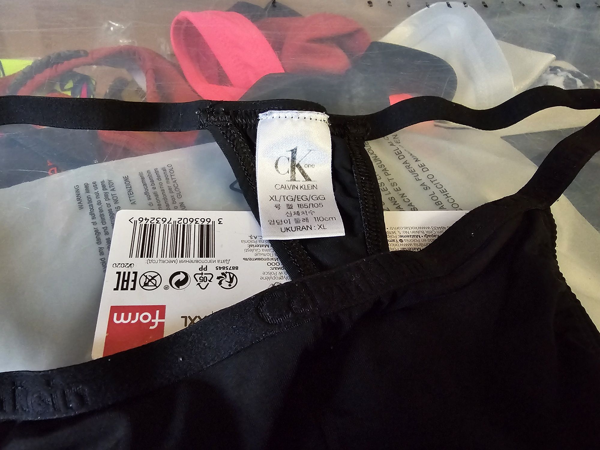 Męskie stringi Calvin Klein XL