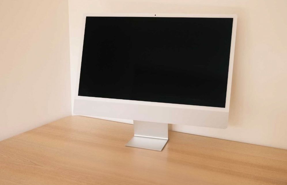 iMac Apple 24” M1 2021 — Como Novo (Sem acessorios)