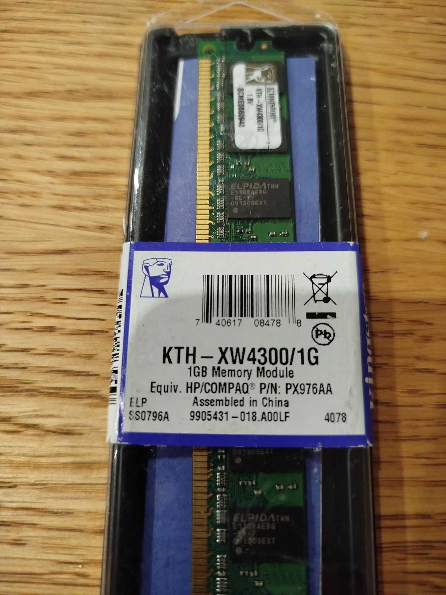Pamięć RAM KTH-XW4300/1G 1GB Memory Module DDR2