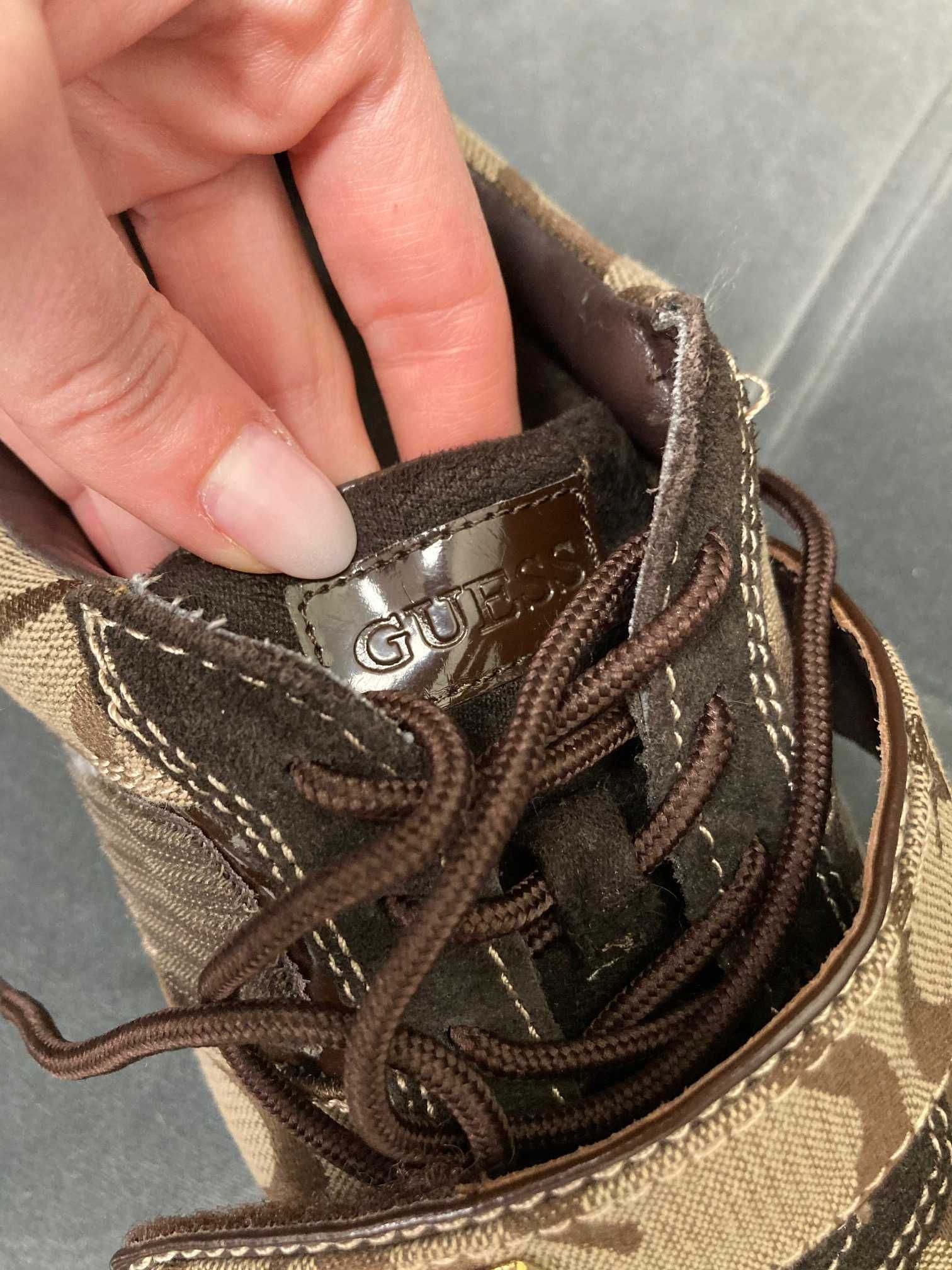 Trampki buty damskie Guess logowane brąz jak nowe 39 zamsz