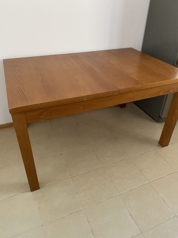 Drewniany rozkladany stol 90x120
