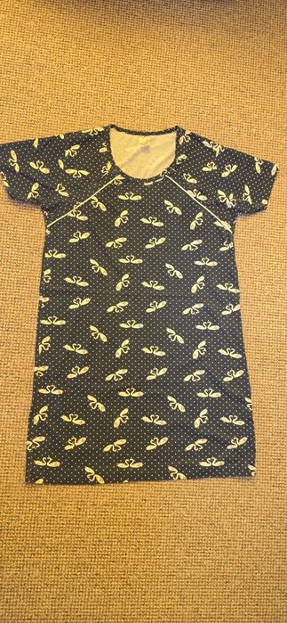 Koszula nocna do karmienia.