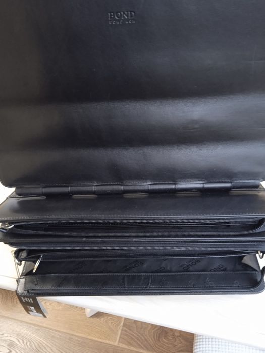 Шкіряний портфель BOND NON