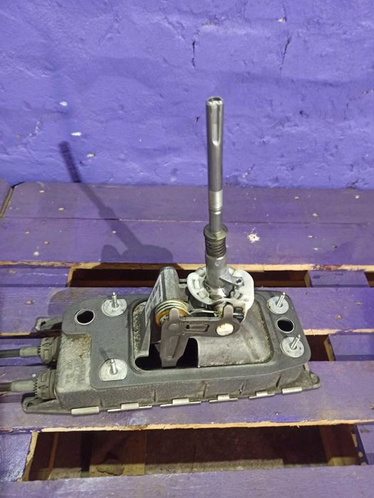 Кулиса переключения передач пассат Б6 кулиса КПП АКПП VW Passat B6