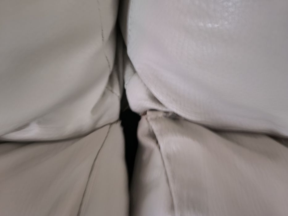 Vendo Sofá branco em Napa