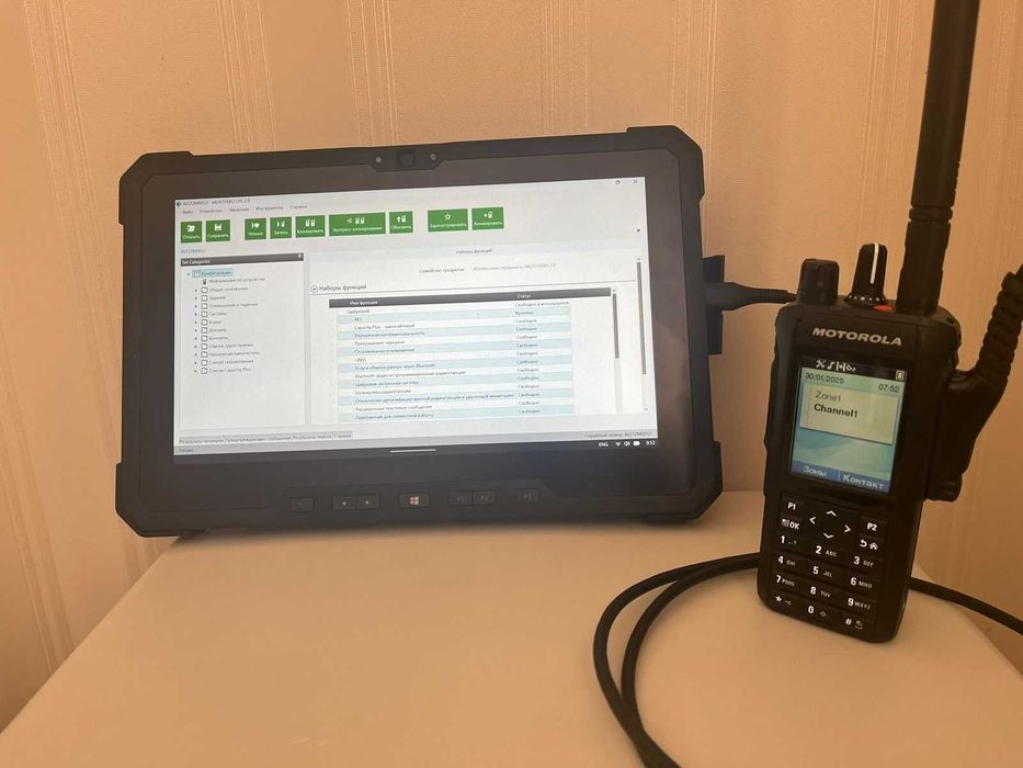 Планшет Dell 7212 c Motorola CPS 2.155.258.0