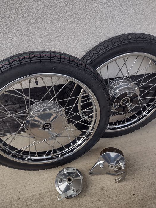 WSK 175 Kobuz koła felgi obręcze szprychy piasta bęben opona chrom