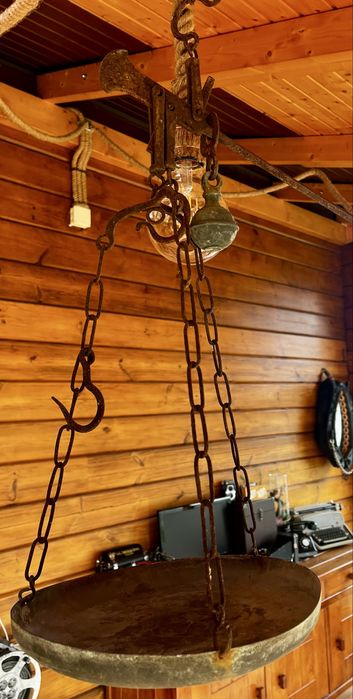 Antiga balança ferro