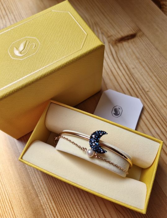Piękna bransoletka typu bangle Luna Swarovski