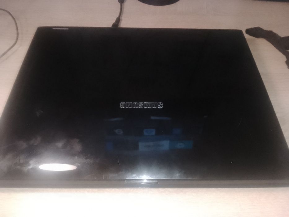 Продам ноутбук самсунг r58+