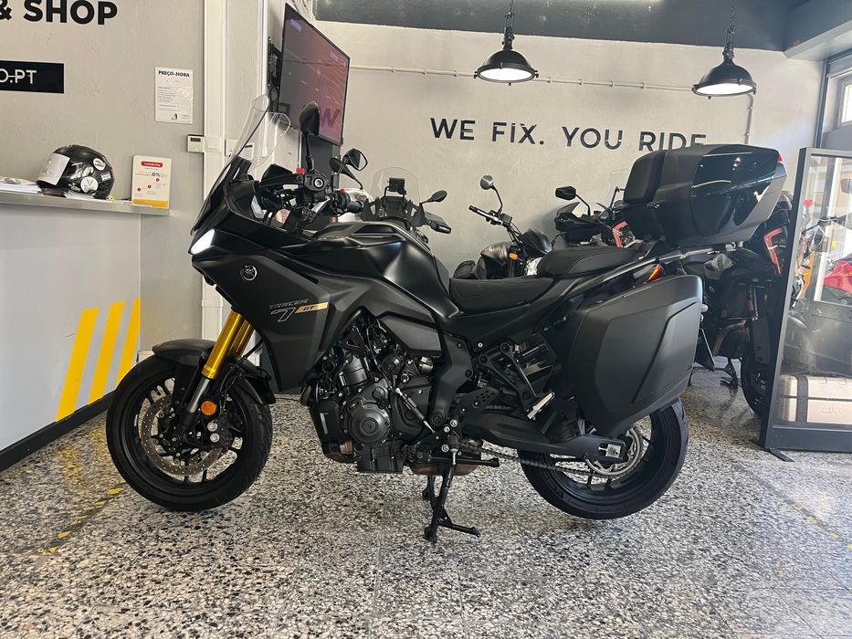 Yamaha Tracer 7 GT de 2025, 3000 Kms. Top case Yamaha