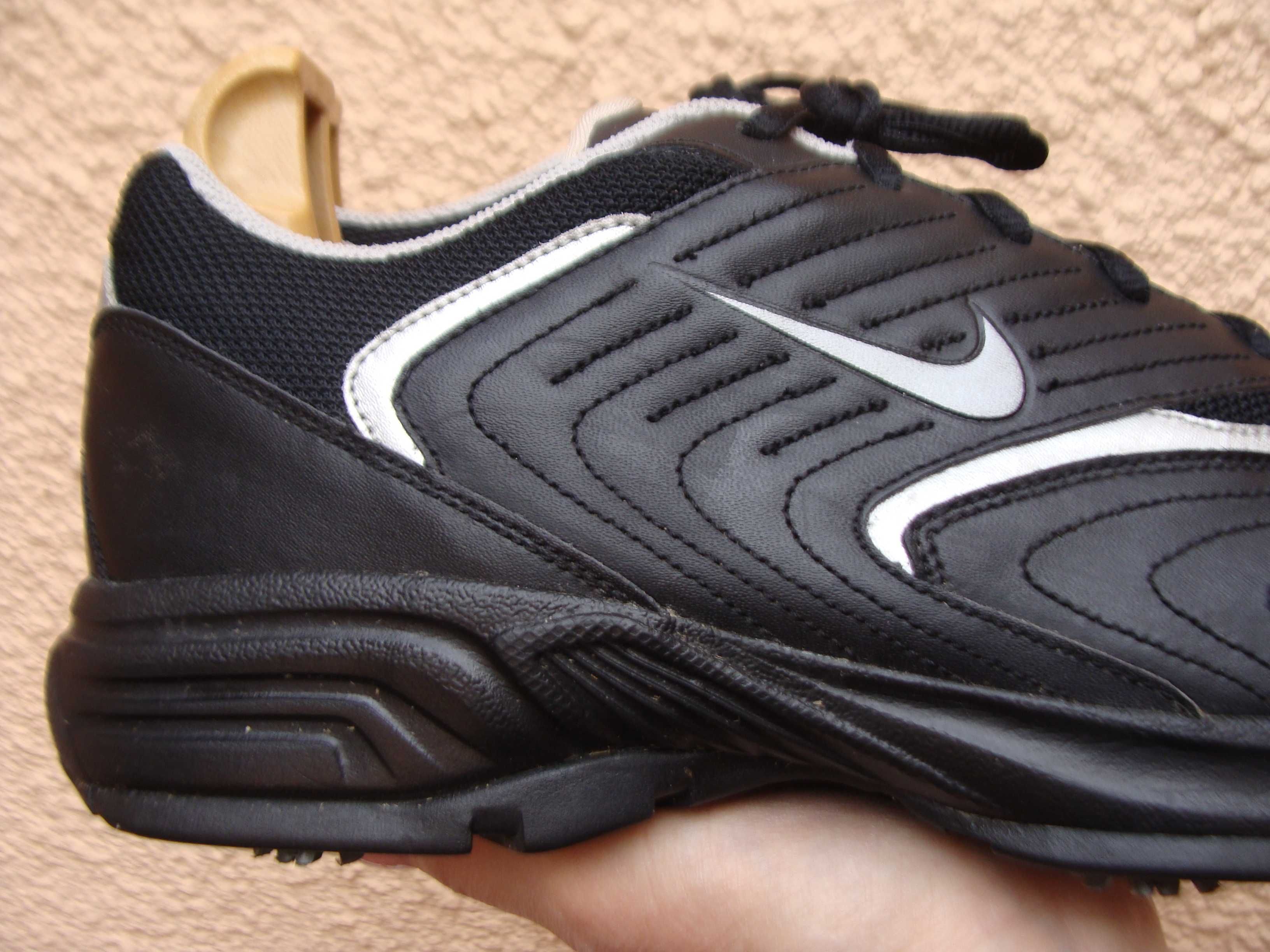 42.5/27 см Nike  кожаные кроссовки сороконожки футзалки