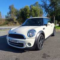 Mini Cooper a Gas