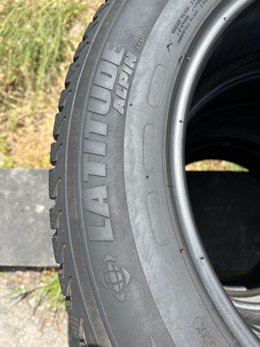 235/60 R18 Michelin 2 зимние шины