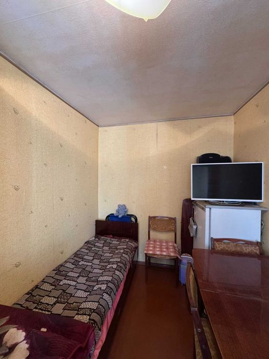 Продам 2 кім.кв. в районі пр. Івана Мазепи