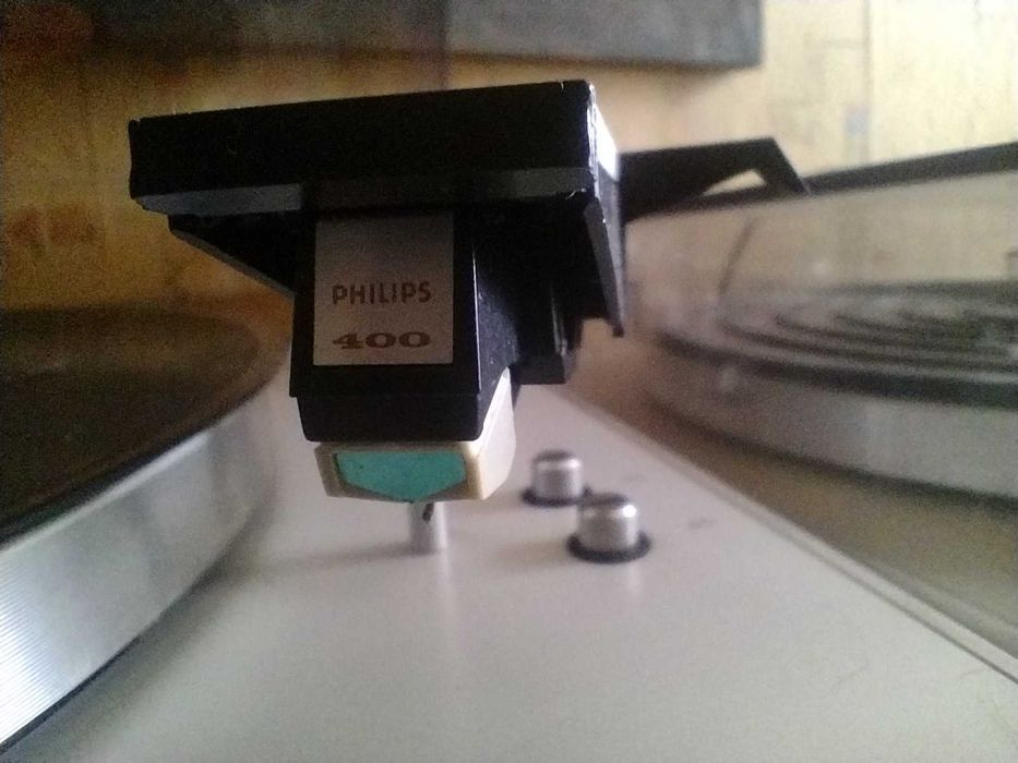 Gramofon Philips 212 Electronic