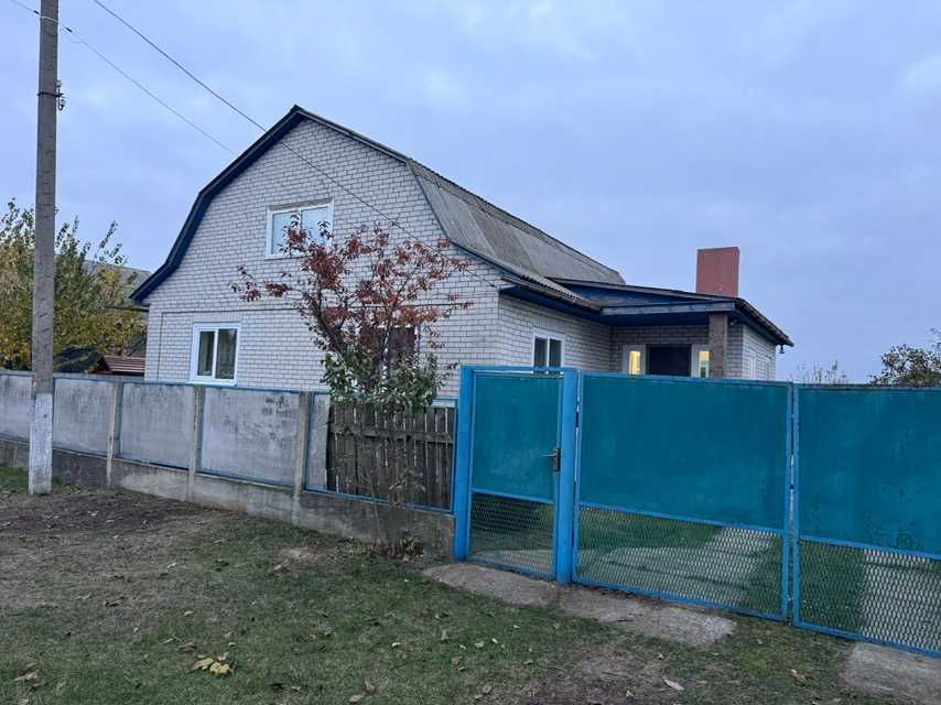 Продається будинок в с. Леськи за 15  км від м. Черкаси