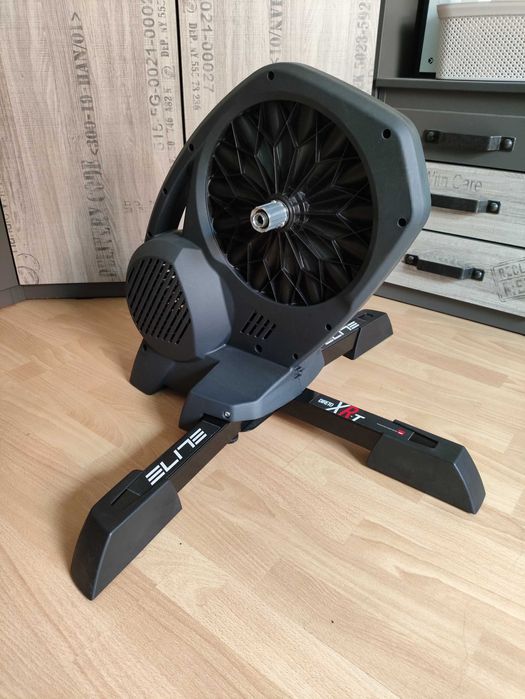 Trenażer interaktywny Elite Direto XR-T