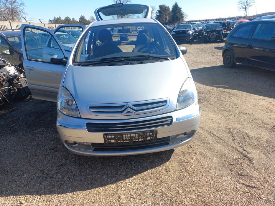 Citroen Xsara Picasso 1.6 benzyna 06r lift EZRC wszystkie części maska zderzak drzwi