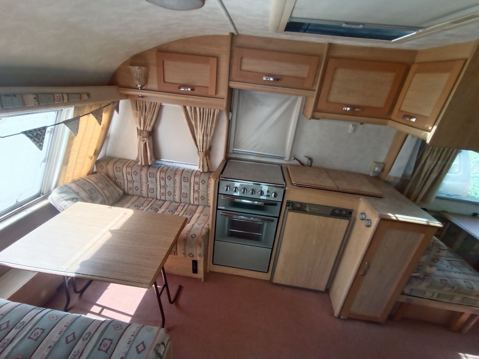 Elddis Avante 475,5-osobowa ,dmc 1230 kg,przedsionek,zarejestrowana