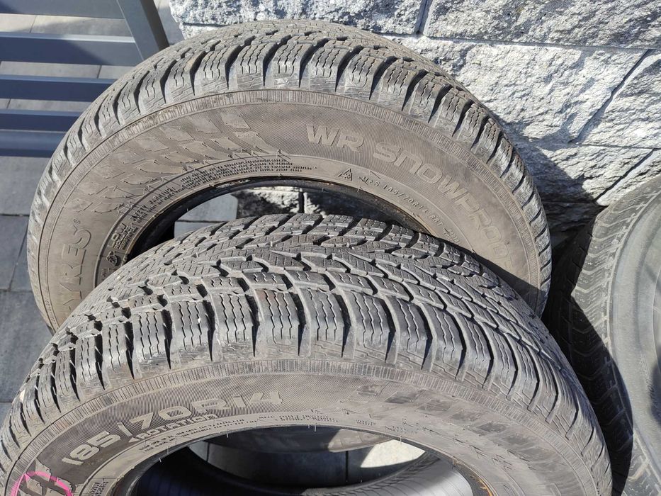 Opony zimowe 185/70/R14 Nokian WR Snowproof