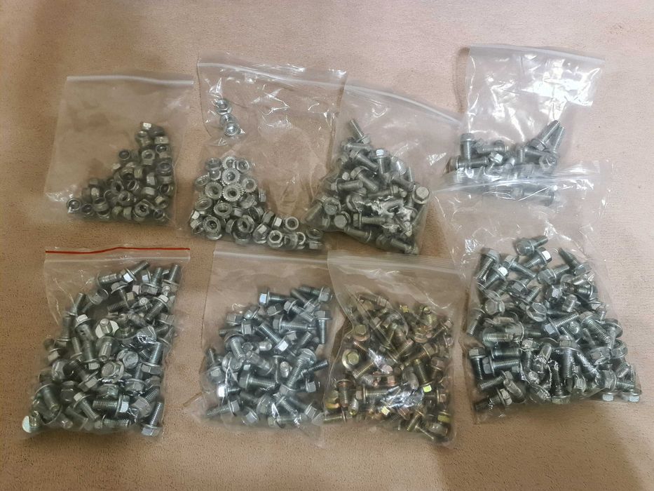 Продам болты и гайки М8 микс демонтаж