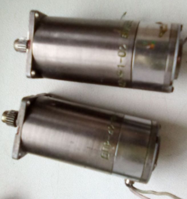 Колекторный мотор электродвигатель постоянного тока ДПР 42-Ф1-02