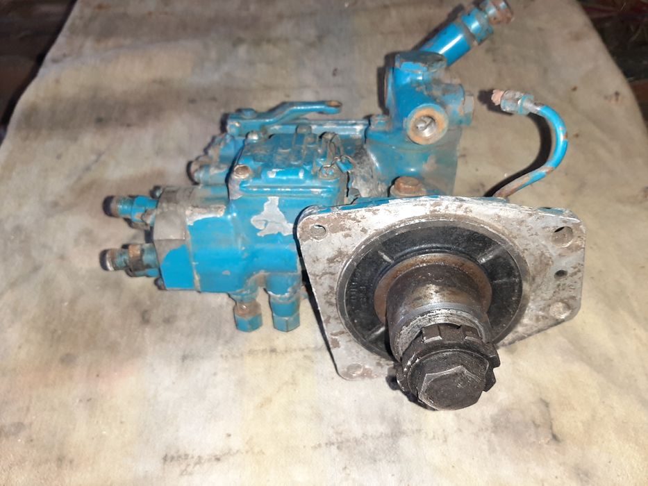 Паливний насос високого тиску трактора  Т-40