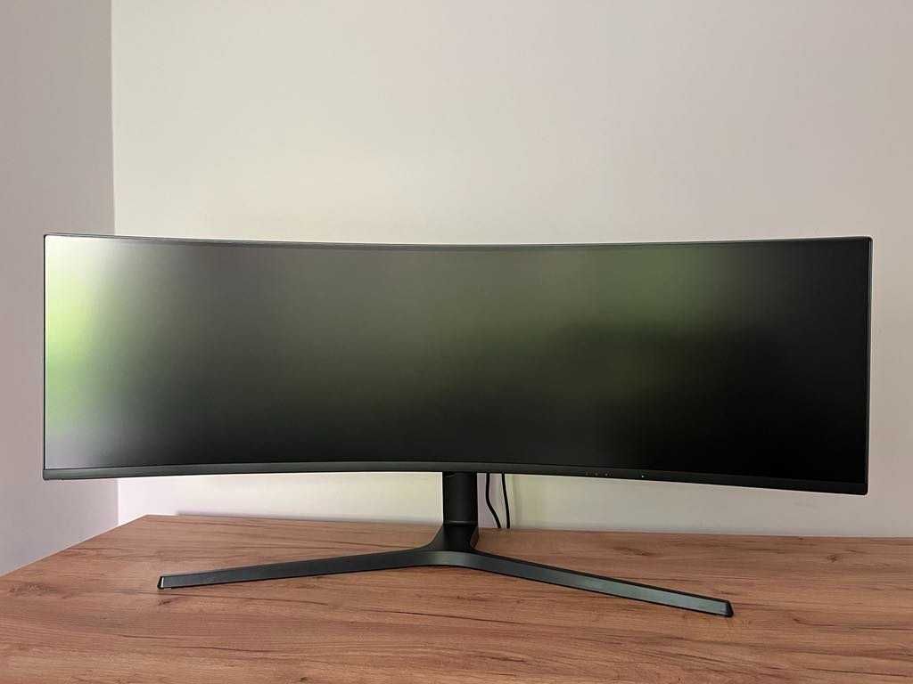 Monitor panoramiczny Samsung C49J890DKR - 49"