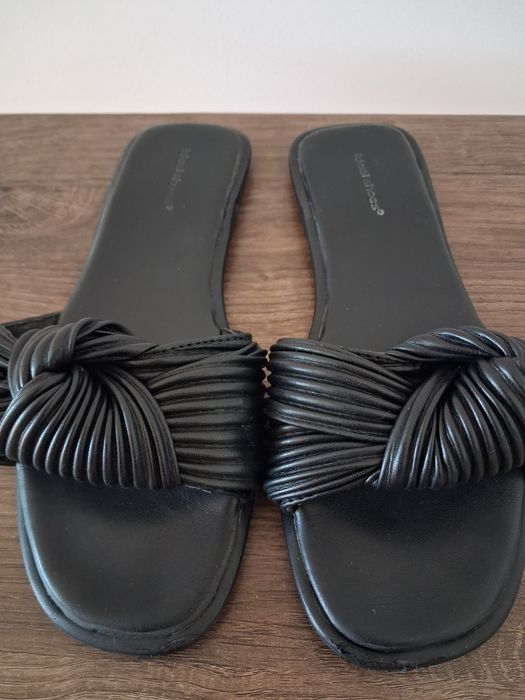 Шльопанці чорного кольору, 41р,