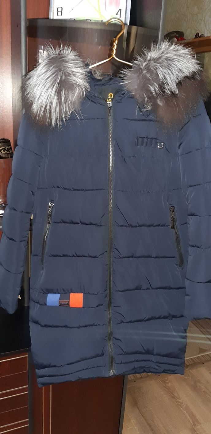Пуховик с натуральным мехом
