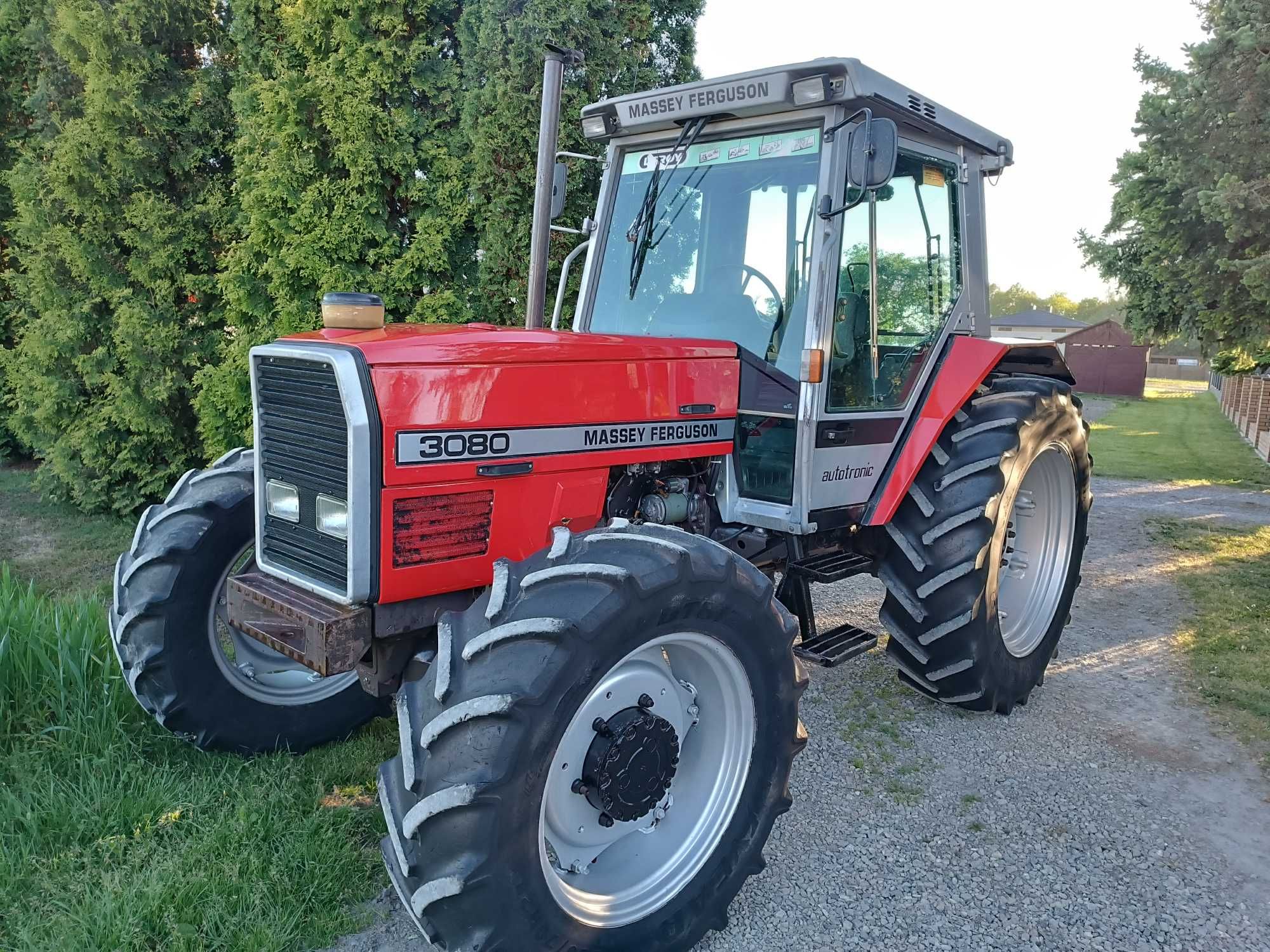 Ciągnik Massey Ferguson 3080