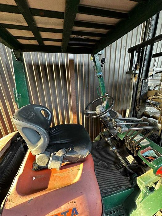 Продам навантажувач (погрузчик) кару Toyota FGL 2010