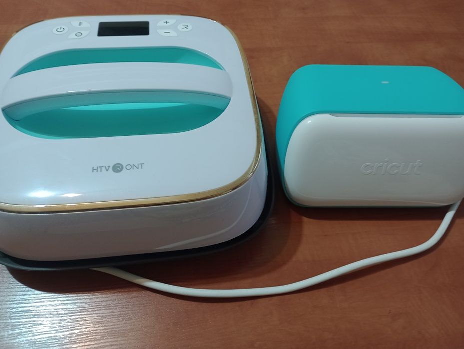Ploter Cricut Joy +prasa termotrasferowa Loklik Easy Heat Press