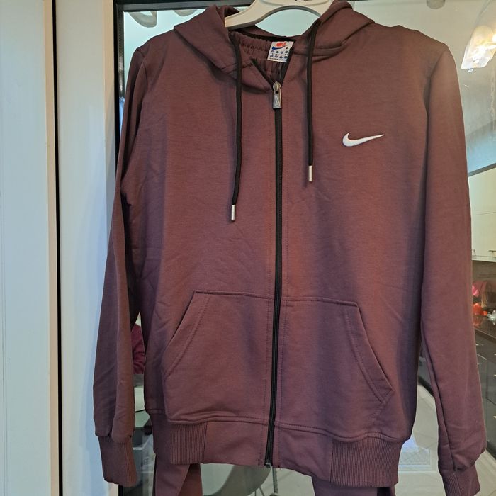 Komplet dresowy Nike,Nowy