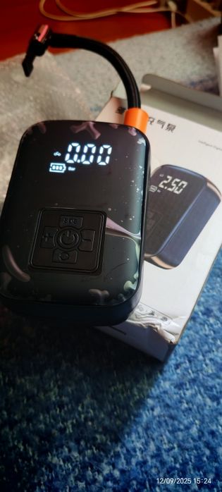 Автомобільний акумуляторний насос