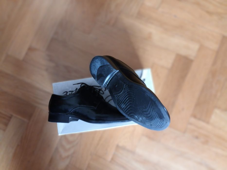 Eleganckie buty galowe skórzane wkladka 22,7 cm