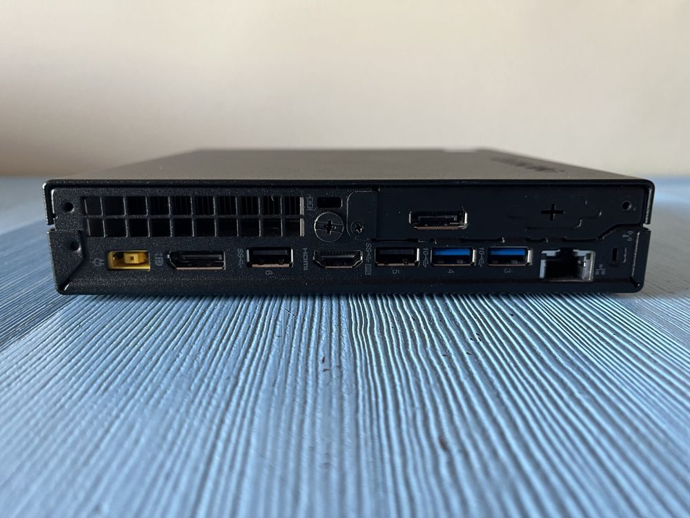 Komputer Lenovo ThinkCentre M720q