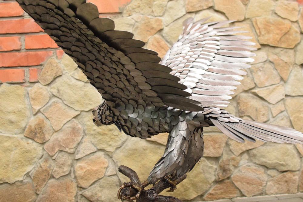 скульптура орла из нержавеющей стали ручной работы
