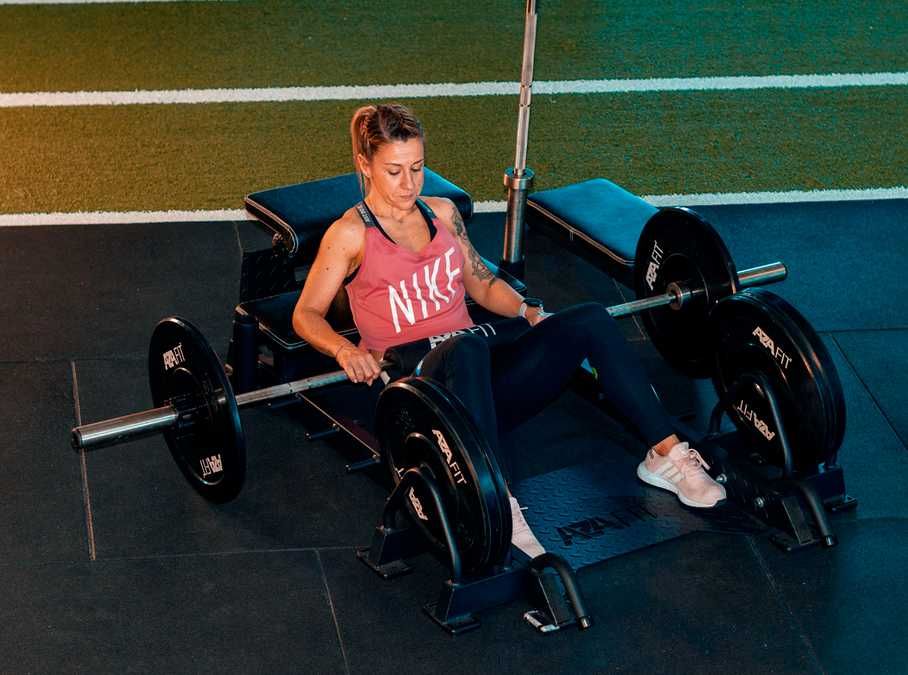 Ławka wielofunkcyjna do ćwiczeń na pośladki Power Glute Machine