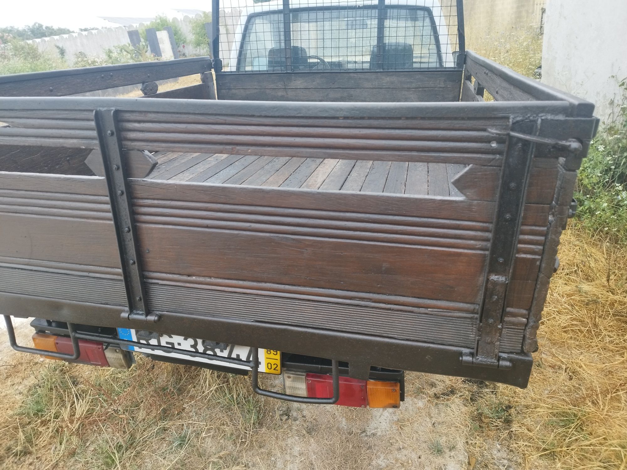 NISSAN   D 21 TD 25