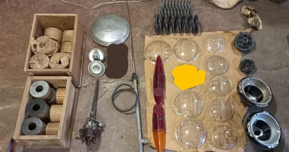 Стекла задних фонарей москвич 408