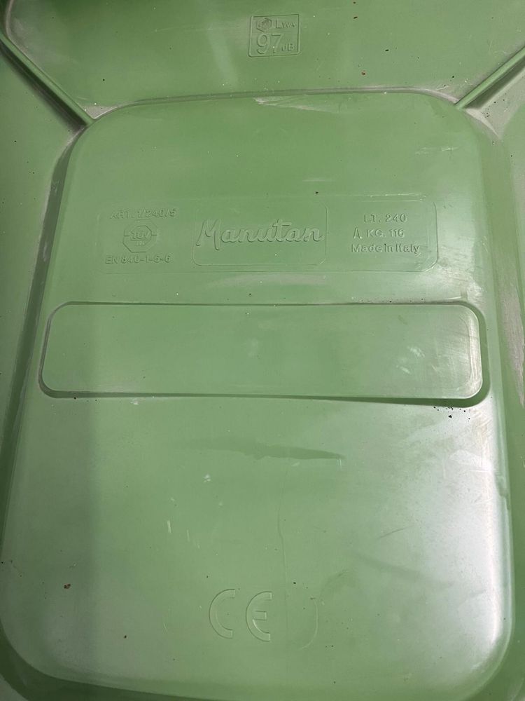 6 Caixotes de Lixo 240L c/ rodas e novos