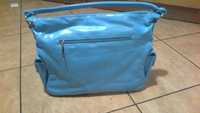 niebieska torebka firmy Vera Bags