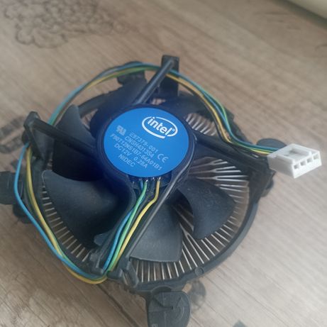 Куллер Intel майже новий