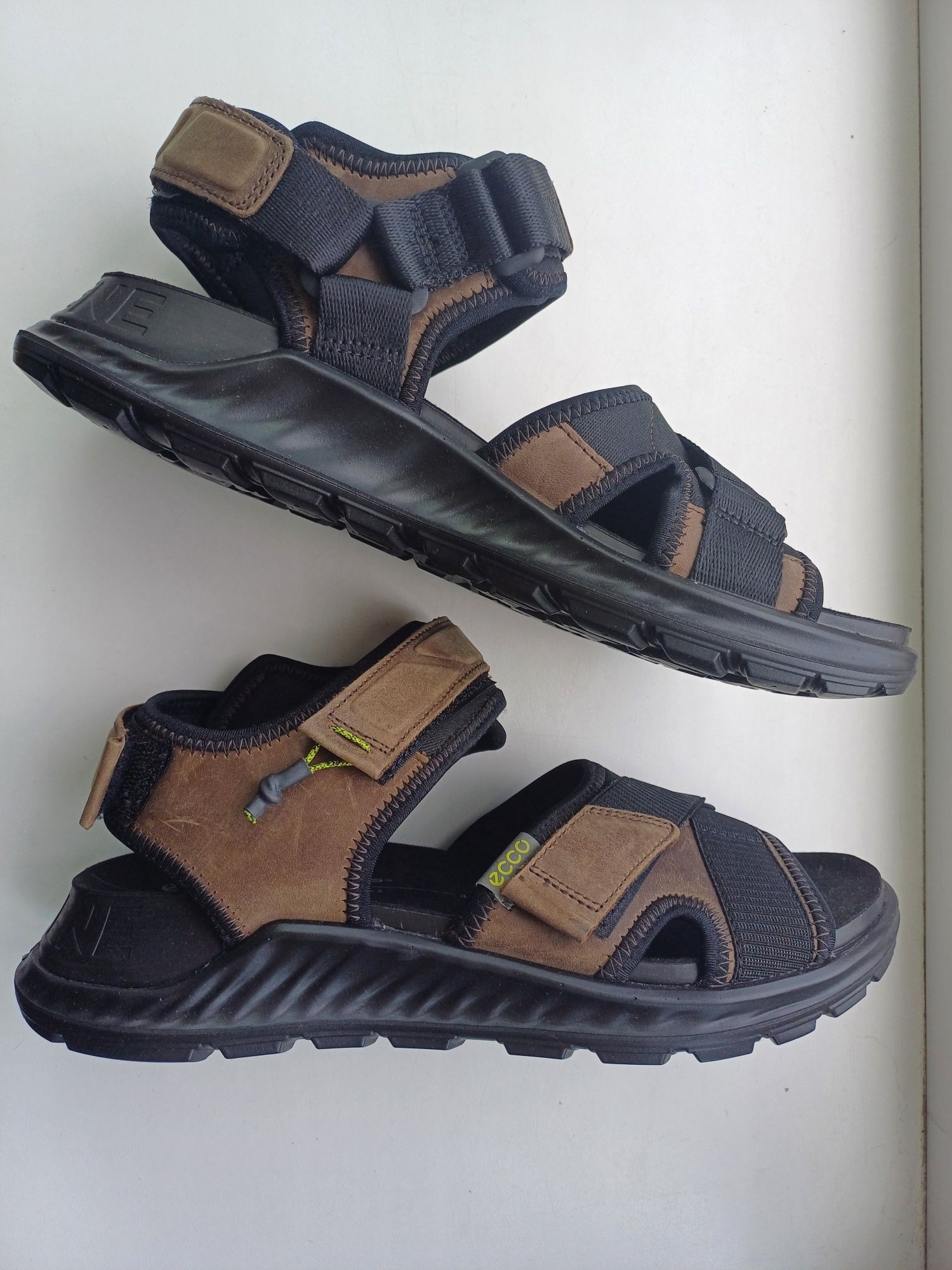 Сандалії ECCO Exowrap 81180452962 ZM5327 розміри 40,41,45 Оригінал