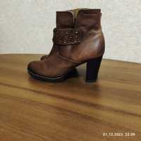 Жіночі черевики, ботинки Tamaris 39р.